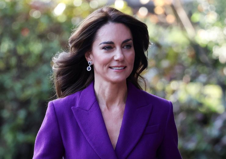 Kate Middleton tailleur viola